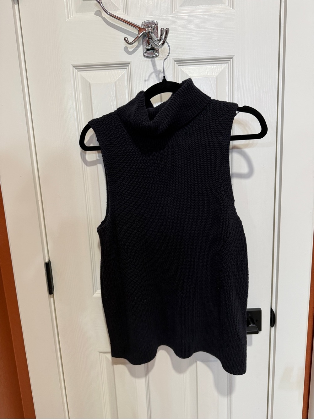 Abercrombie & Fitch Navy Sleeveless Turtleneck Sweater
